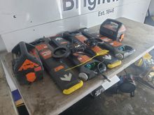 Image of 4x CAT Scanner, 2x Genny