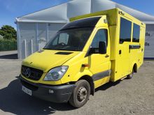 Image of MERCEDES-BENZ SPRINTER 519 CDI Ambulance