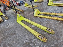 Image of Pramac 2.5T Pallet Truck