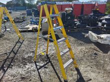 Image of Heavy Duty 5 Tread Step Ladder