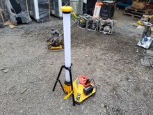 Image of Elite Delta Work Light & Base