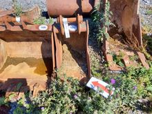 Image of Geith 18" Excavator Bucket 170mm Ears 300mm Centres 45mm Pins