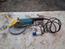 Image of Makita 6906 Angle Grinder
