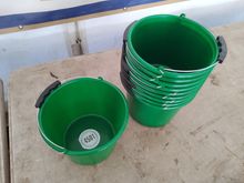 Image of 10 Piece 5 Litre Calf Buckets