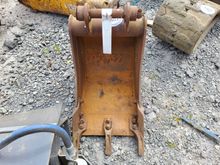 Image of 18" Digging Bucket with 45mm Pins