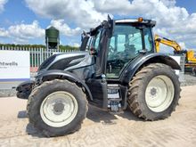 Image of Valtra N124 4wd Tractor