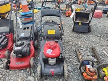 Image of Honda HRX 426 HRX426CQXE Self-Propelled Pedestrian Mower