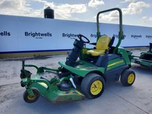 Image of John Deere 1570 Ride On Mower