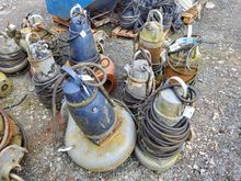 Image of 9x Submersible Pumps