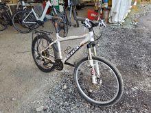 Image of 1x Carrera Kraken Bicycle Frame No: AA31143346 (7538) Frame Size: 18"