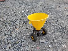 Image of Chemo Pedestrian Fertiliser Spreader
