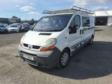 Image of RENAULT TRAFIC LL29 DCI 140 Van With Side Windows