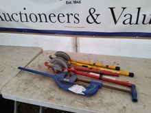 Image of 2x Pipe Benders & Clamp
