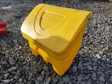 Image of 1x Yellow Grit Bin