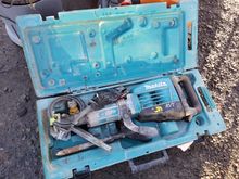Image of Makita Breaker
