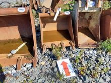 Image of 25" Excavator Bucket 150mm Ears 165mm Centres 40mm Pins