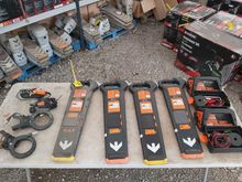 Image of 4x CAT Scanners & 2x Gennys