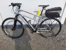 Image of 1x Trek Dual Sport 8.6DS Frame No: 017C038T/TBI-2717 | G34R1156 Frame Size: 21"