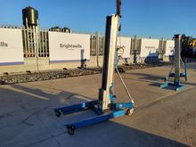 Image of Genie SLA-15 Material Lift