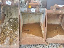 Image of 24" Bucket 50mm Pins 310mm Centres
