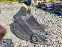 Image of Bucket 19in Wide, 45mm Pins, 145mm Ears, 245mm Centres