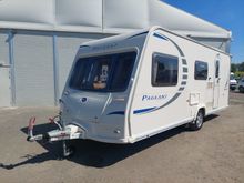 Image of Bailey Pageant Champagne Caravan