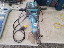 Image of Makita HM1812 AVT Electric Breaker
