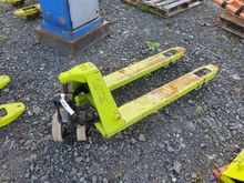 Image of 2.2T Pallet Truck