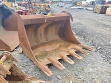 Image of 5ft Bucket to fit 21T Komatsu | 500mm Centres | 80mm Pins |  315mm Ears