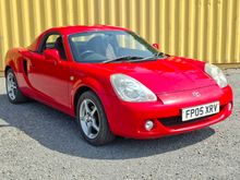 Image of 2005 Toyota MR2 Roadster (W30)