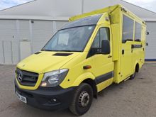 Image of MERCEDES-BENZ SPRINTER 519 CDI Ambulance