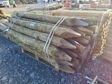 Image of 30x 7' 6" UC4 Posts