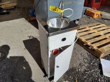Image of Teal Patents Portable Hand Wash Sink