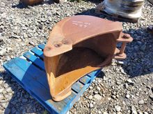 Image of 2ft Digger Bucket 45 Pins 310 Centers