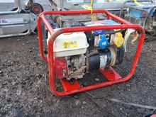 Image of Pramac E3200 Portable Generator Petrol 2.9Kva