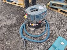 Image of Makita 3601JC3170 110V Industrial Vacuum