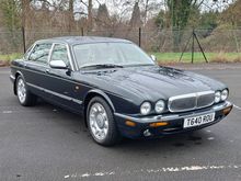 Image of 1999 Jaguar