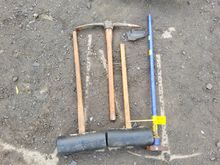 Image of 2x Pavers Mallets, 1x Punner,1x Pickaxe/Mattock