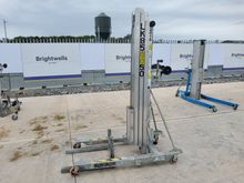 Image of Sumner 2015 Telescopic Lifter