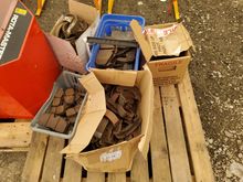 Image of Qty of Brake Shoes & Pads