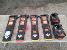 Image of 4x CAT Scanners + 2x Genny Signal Generators