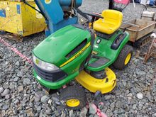 Image of John Deere Ride On Mower