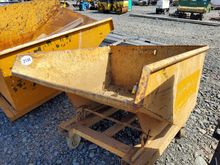 Image of Forklift Tipping Skip