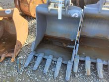 Image of 30 Inch Excavator Bucket - 45mm Pins, 200mm Ears, 290mm Centres