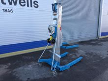 Image of Genie Sla-10 Material Lift