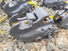 Image of Hitch 35mm Pins, 110mm Ears, 150mm Centres