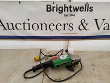 Image of 110v 9" Grinder