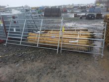 Image of 1x 8ft Hurdle & 1x 4ft Hurdle