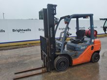 Image of Toyota 02-8FGF25 Gas Forklift