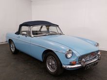 Image of 1963 MGB Roadster